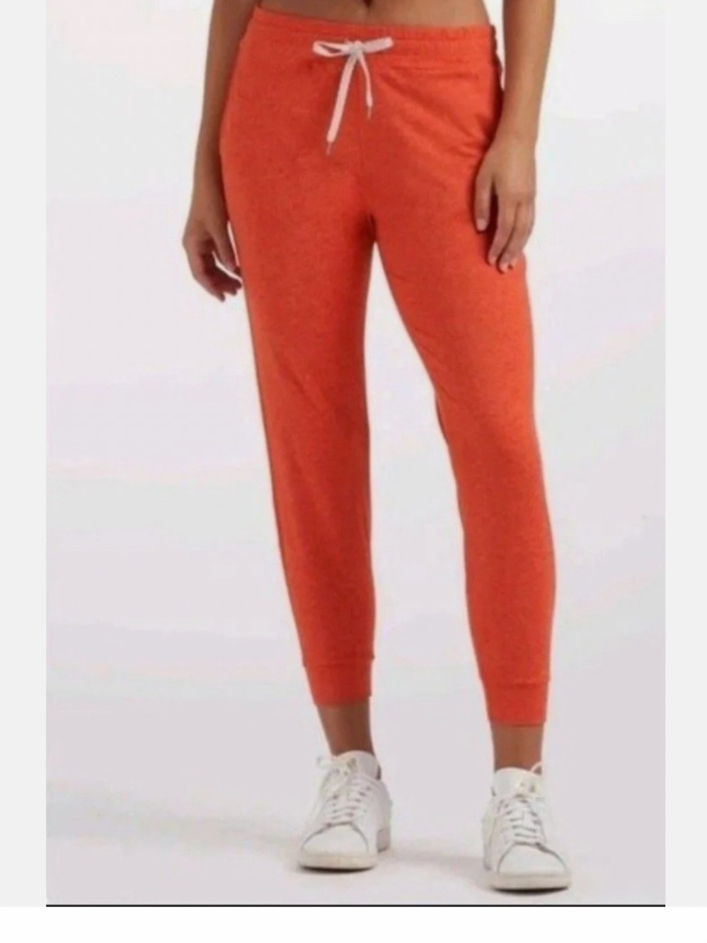 Vuori Women’s Orange Performance Joggers Large